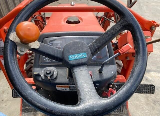 
								Used 2003 Kubota B7500HSD full									