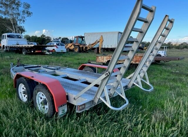 
								Used Plant trailer Plant trailer full									