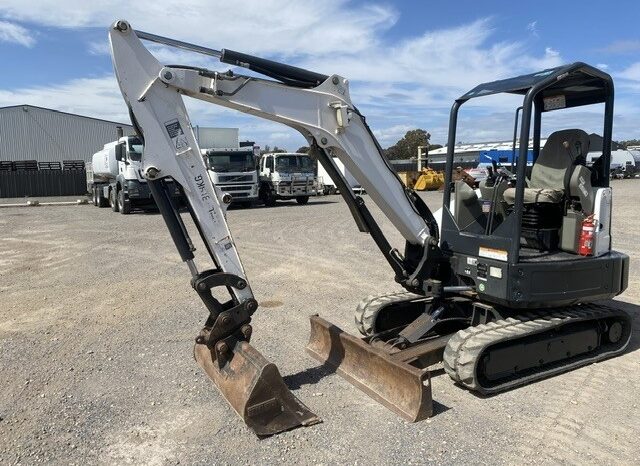 
								Used 2016  Bobcat E32i full									