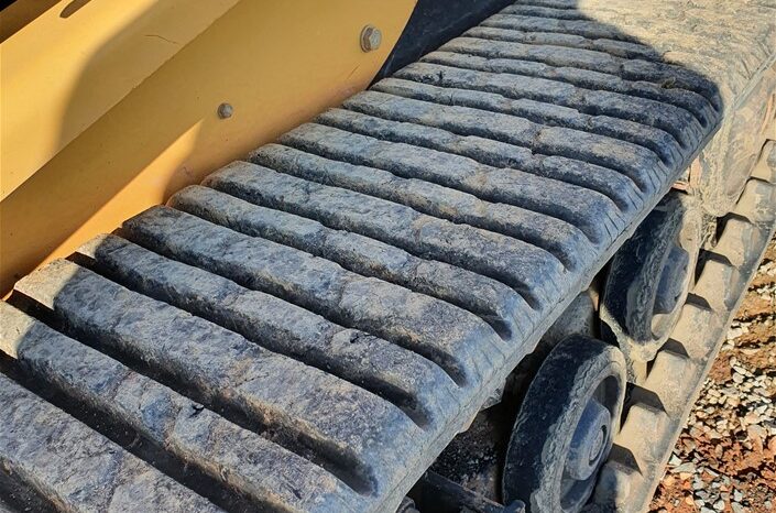 
								Used Caterpillar 247B full									