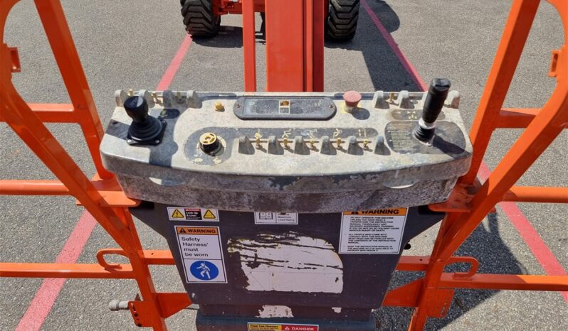 
								Used 2011 JLG 800AJ full									