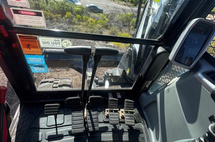 
								Used 2010  Bobcat E80 full									