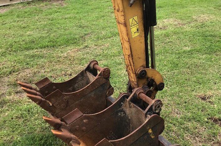 
								Used 2019  Caterpillar 303.5E full									