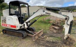 Used 2000  Bobcat 331