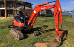 Used 2016  Kubota U25-3