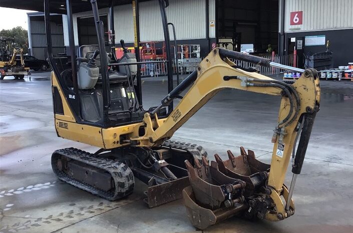 Used 2017  Caterpillar 301.4C