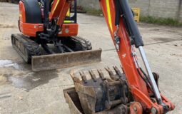 Used 2021  Kubota U35-4