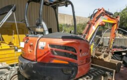 Used 2011  Kubota U55