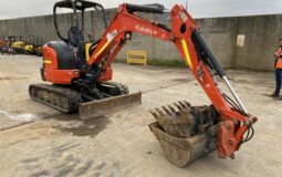 Used 2021  Kubota U35-4