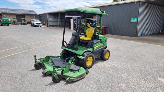 Used 2016  John Deere 1580