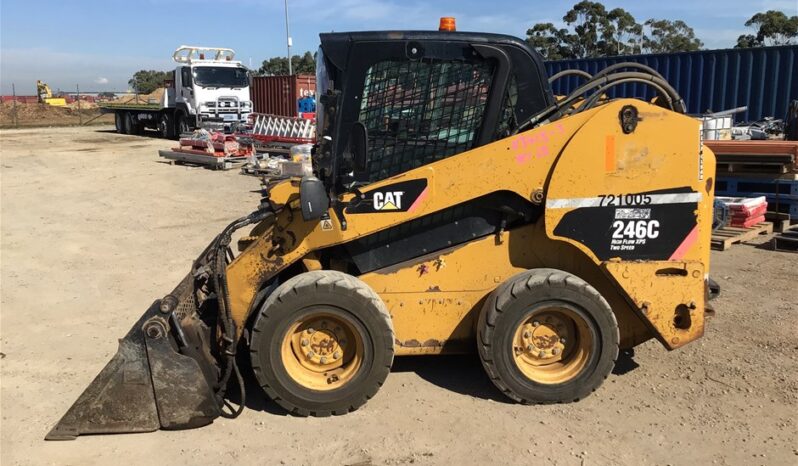 
								Used 2010  Caterpillar 246C full									