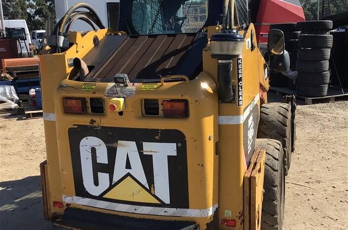 
								Used 2010  Caterpillar 246C full									