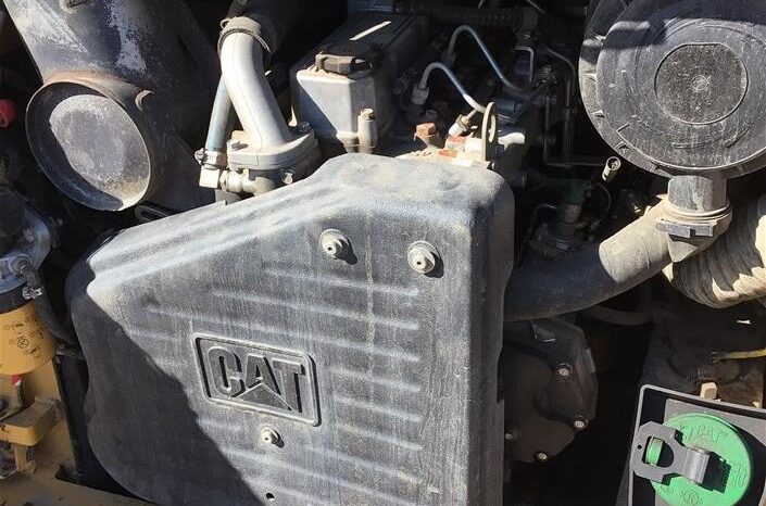 
								Used 2010  Caterpillar 246C full									