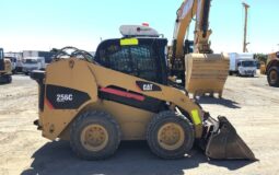 Used 2012  Caterpillar 256C