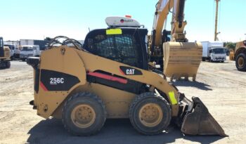 
									Used 2012  Caterpillar 256C full								