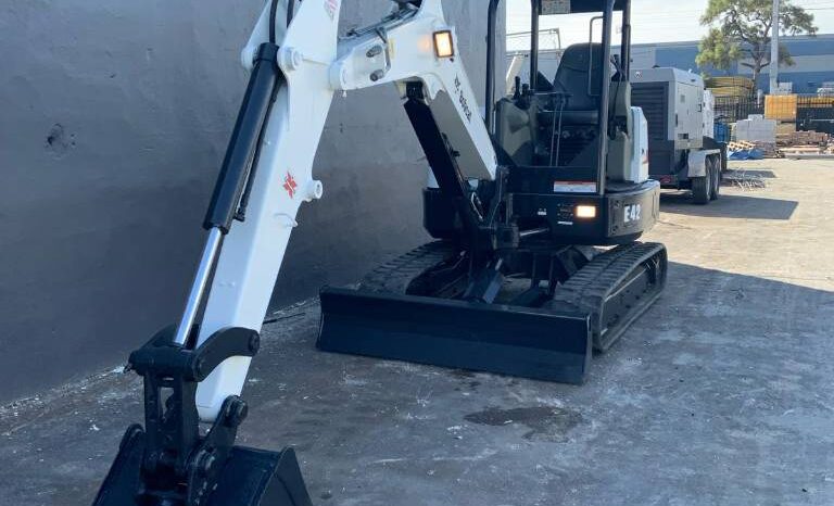 
								Used 2017  Bobcat E42 full									